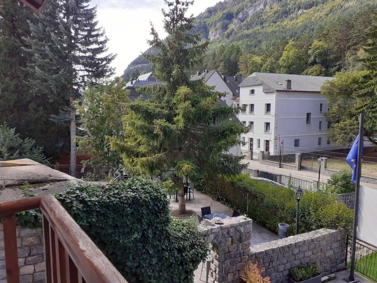 Hotel&Spa Real Villa Anayet Canfranc Esterno foto