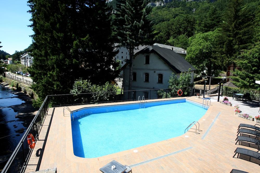 Hotel&Spa Real Villa Anayet Canfranc Esterno foto